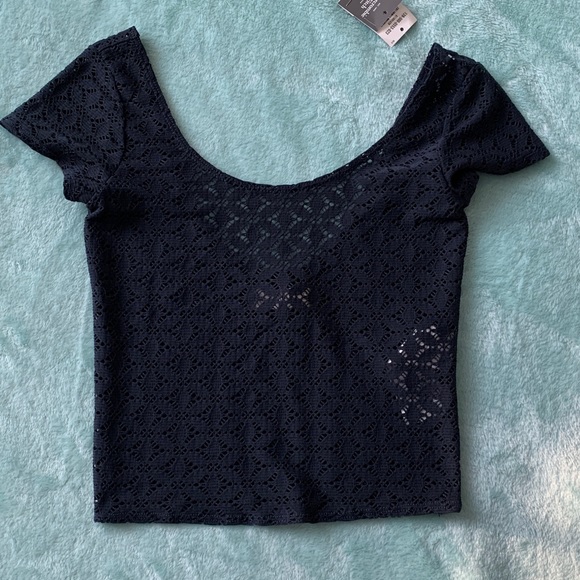 NWT Abercrombie Lace Crop Top - Picture 1 of 4